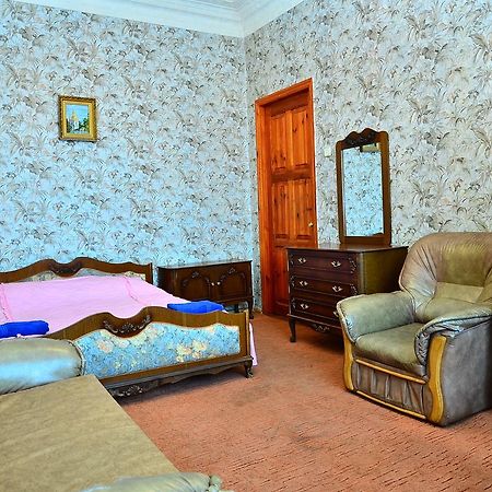 Bolshaya Vasilkovskaya 24 Appartement Kiev Buitenkant foto